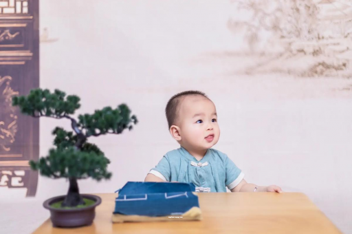 赤峰宝宝多久可以坐 赤峰宝宝多久可以坐